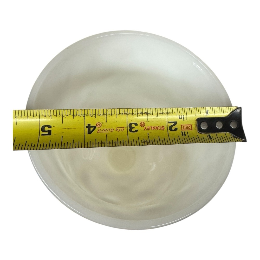E.O. Brody Co. Cleveland O. USA 0003W‎ Vintage OPALINE Milk Glass 7" Vase - Picture 6 of 7